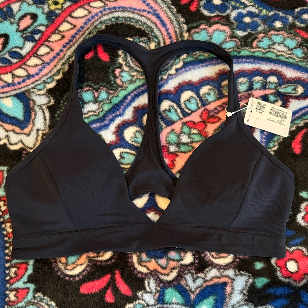 Lululemon All Day Breeze bra. Size 8.